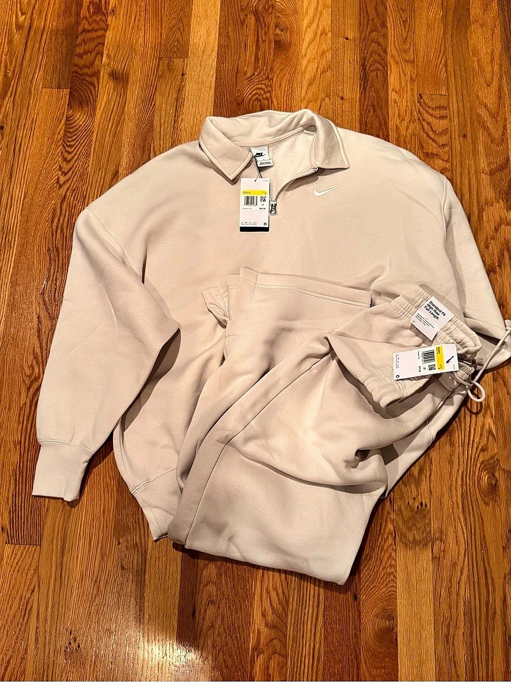 Nike Sportswear Phoenix Fleece set: Quarter-Zip and high waist bottoms in crea